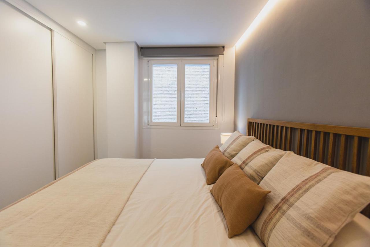 Casa Plaza Salvador Apartment Севиля Екстериор снимка